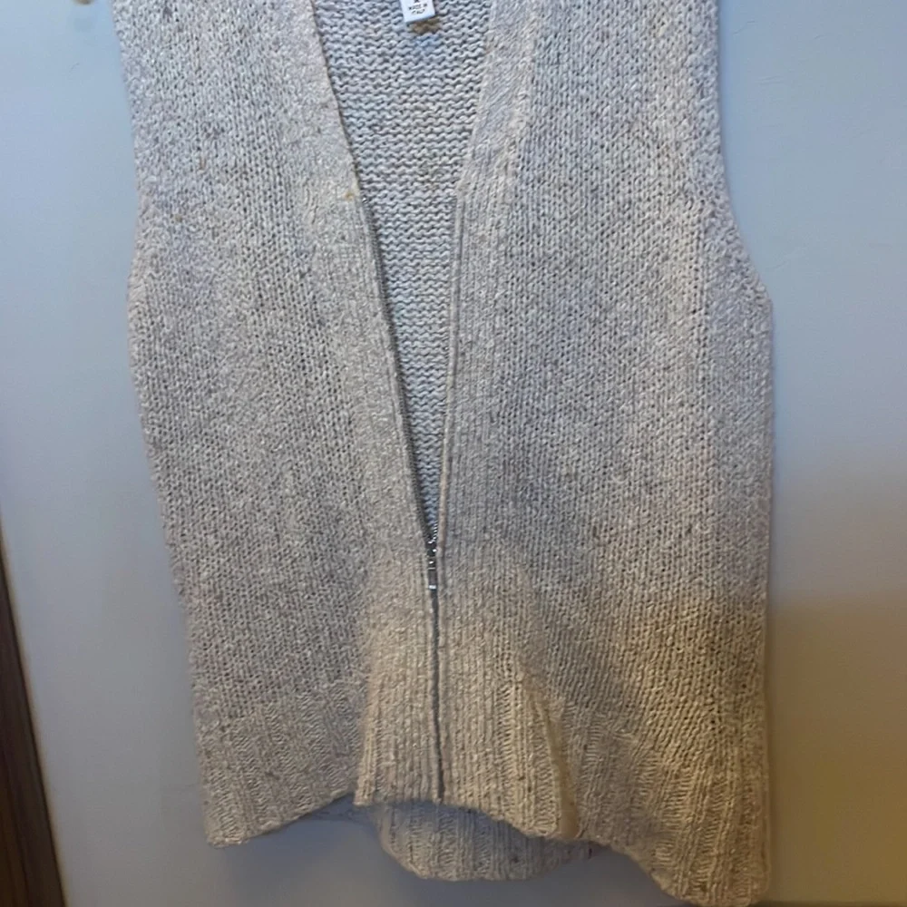 Talbots Made In Italy Wool hooded Vest!  Medium